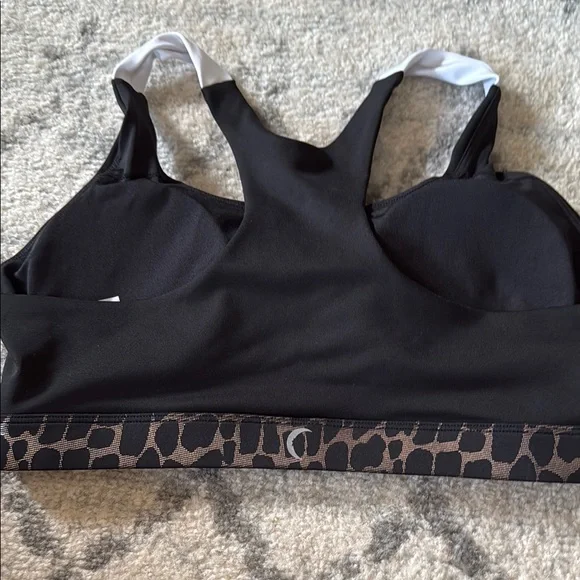 Zyia Copper Sports Bra - Picture 2 of 3